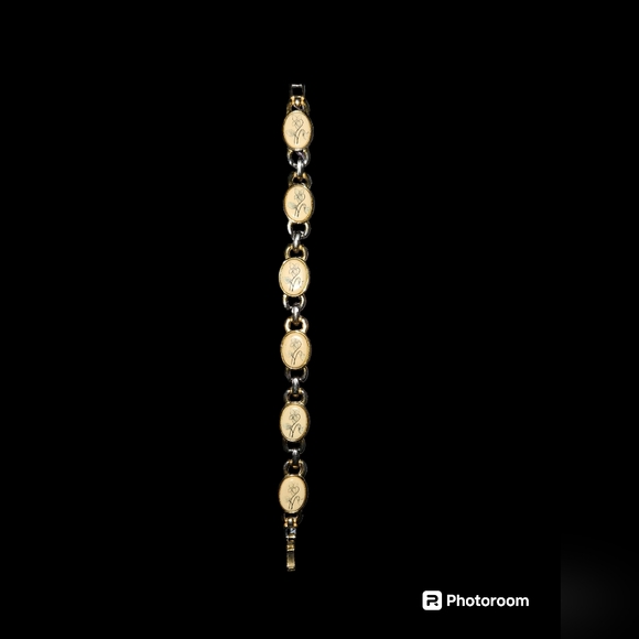 Scrimshaw Jewelry - Vintage Scrimshaw Bracelet